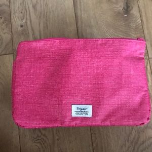 Brand new Thirty-one swap-it pocket crosshatch